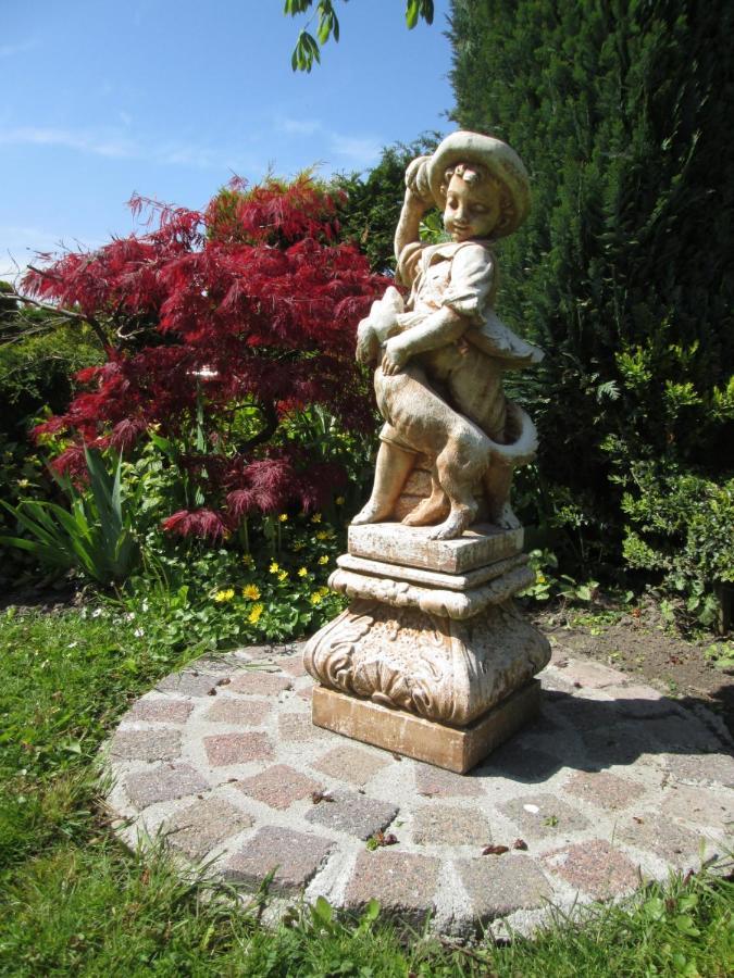 B&B Elbahof, Goed En Goedkoop! Hem Esterno foto