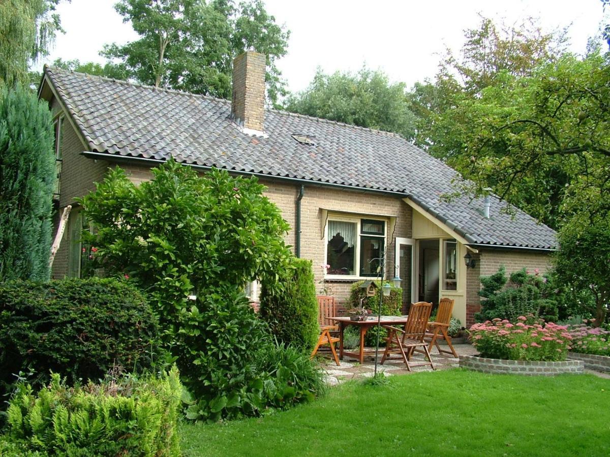 B&B Elbahof, Goed En Goedkoop! Hem Esterno foto