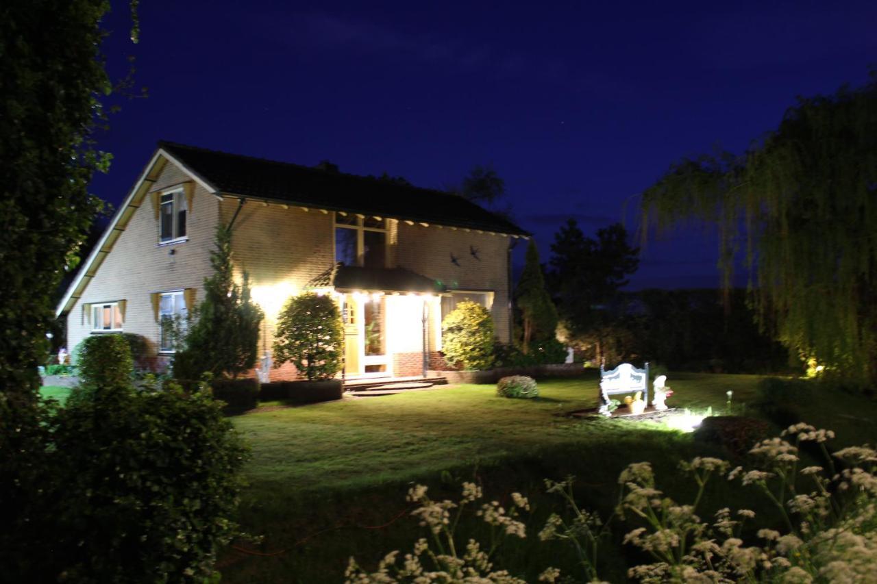 B&B Elbahof, Goed En Goedkoop! Hem Esterno foto